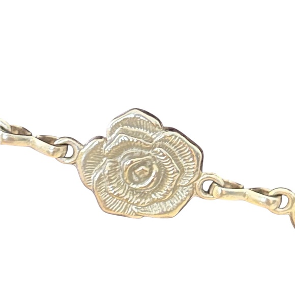 Vintage Rose Chain Belt, Floral, Silver, 53 Inches - Picture 4 of 7